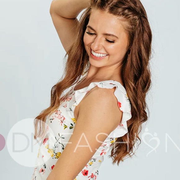 DmFashion Regular RuffleSleeve VBack MidkiniTop for Swim/swimsuit-Golden Meadow - Picture 4 of 5